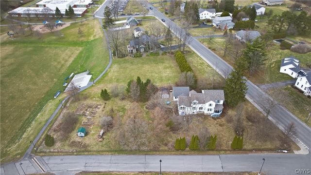 37 East Street, Skaneateles, NY 13152