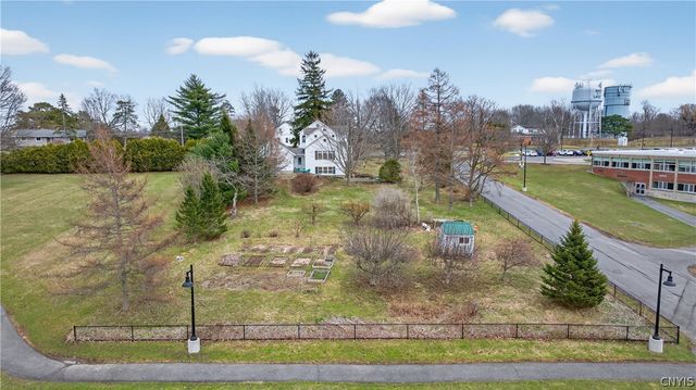 37 East Street, Skaneateles, NY 13152