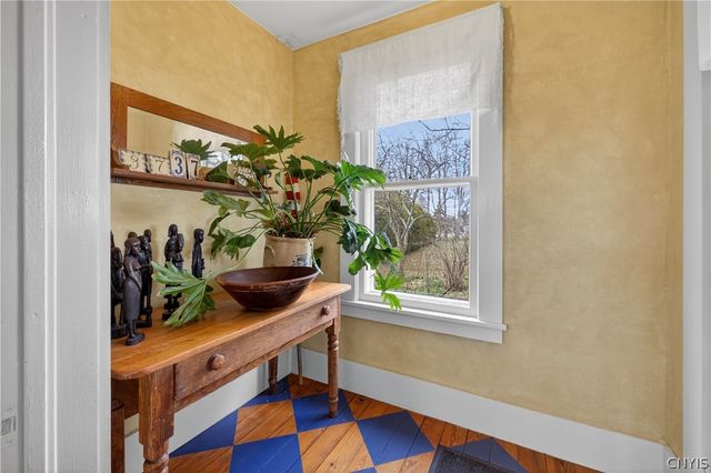 37 East Street, Skaneateles, NY 13152