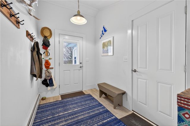 37 East Street, Skaneateles, NY 13152