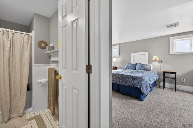 37 East Street, Skaneateles, NY 13152