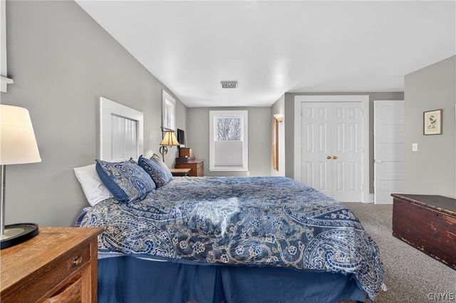 37 East Street, Skaneateles, NY 13152