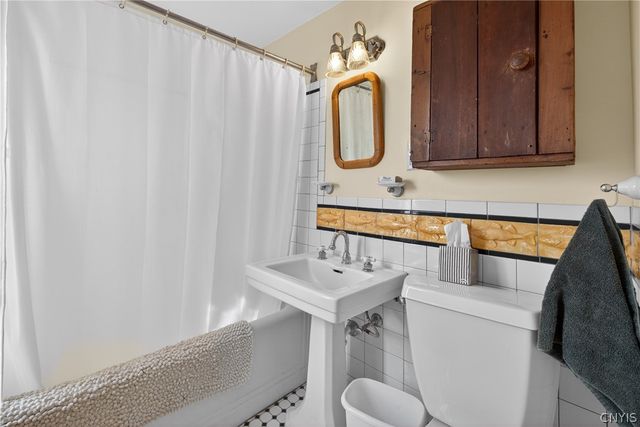 37 East Street, Skaneateles, NY 13152