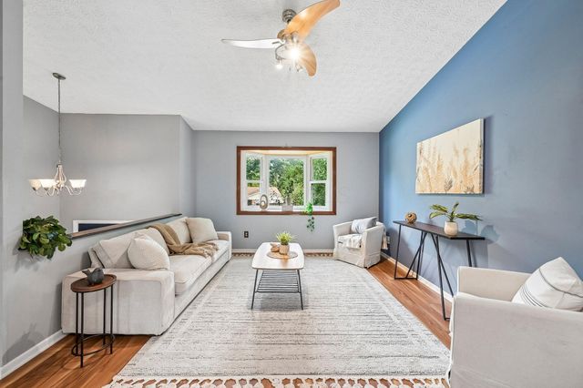 971 Ridenour Road, Gahanna, OH 43230