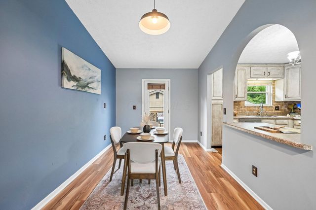971 Ridenour Road, Gahanna, OH 43230