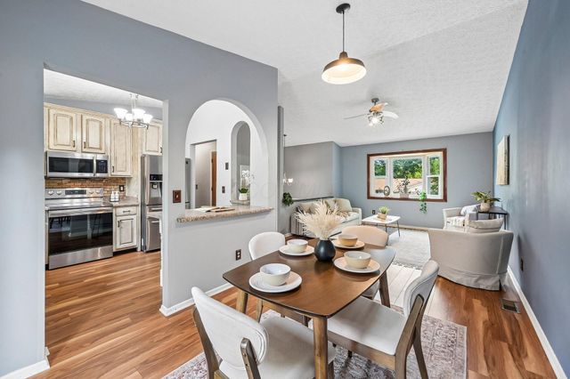971 Ridenour Road, Gahanna, OH 43230