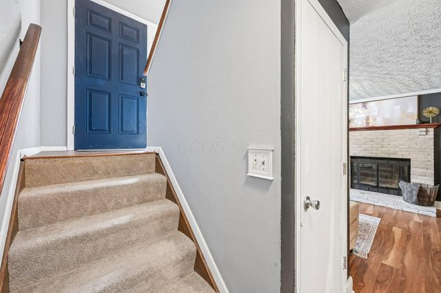 971 Ridenour Road, Gahanna, OH 43230