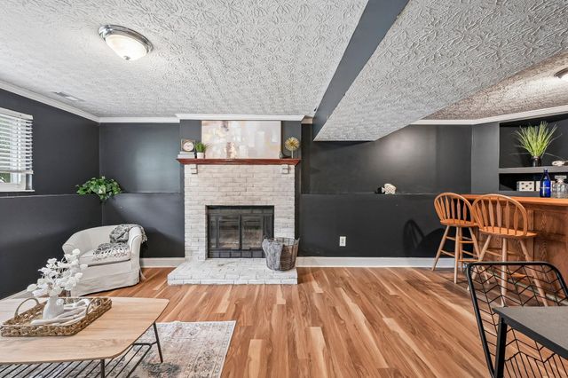971 Ridenour Road, Gahanna, OH 43230