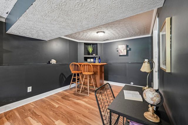 971 Ridenour Road, Gahanna, OH 43230