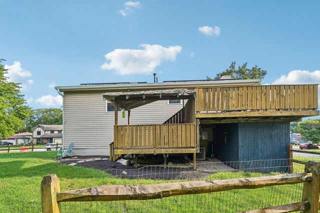 971 Ridenour Road, Gahanna, OH 43230