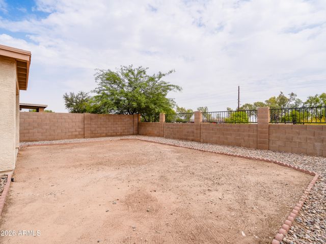 11931 W CHARTER OAK Road, El Mirage, AZ 85335