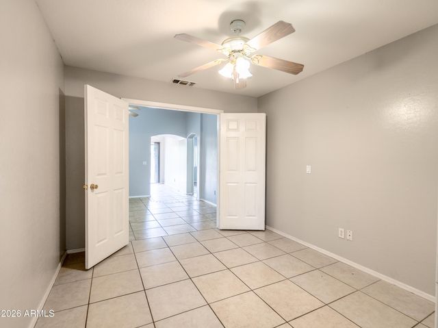 11931 W CHARTER OAK Road, El Mirage, AZ 85335