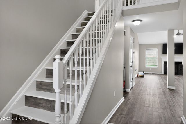 17512 Stallion Way, Louisville, KY 40245