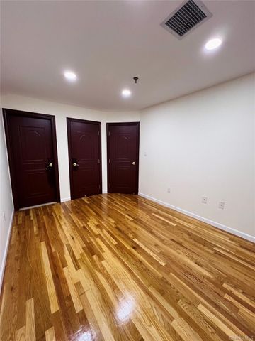 104-8 220th Street 2nd flr, Queens Village, NY 11429