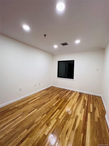 104-8 220th Street 2nd flr, Queens Village, NY 11429