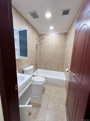 104-8 220th Street 2nd flr, Queens Village, NY 11429