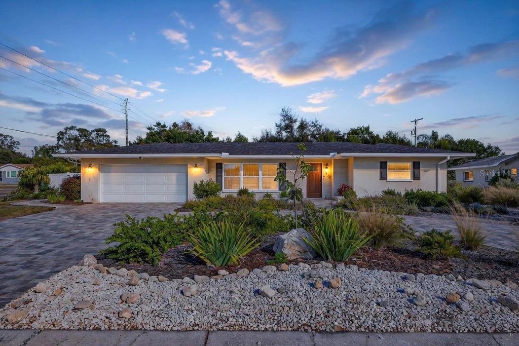 1800 MAGNOLIA DRIVE, Clearwater, FL 33764