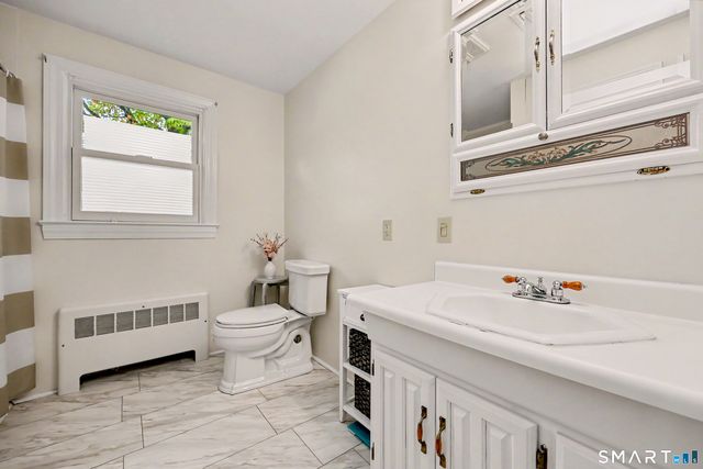 16 Ridgeland Circle, Wallingford, CT 06492