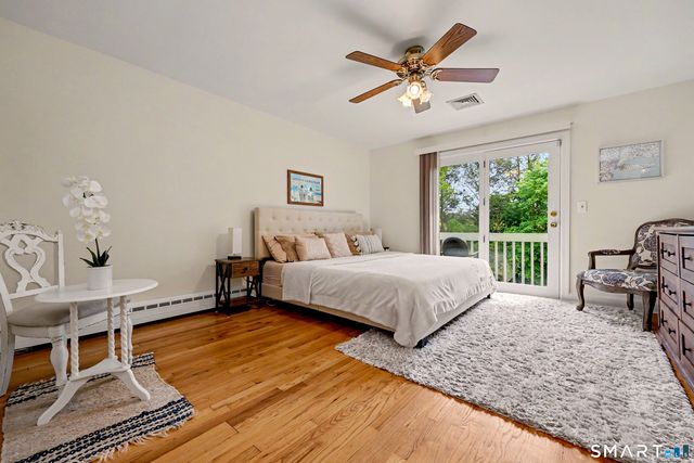 16 Ridgeland Circle, Wallingford, CT 06492