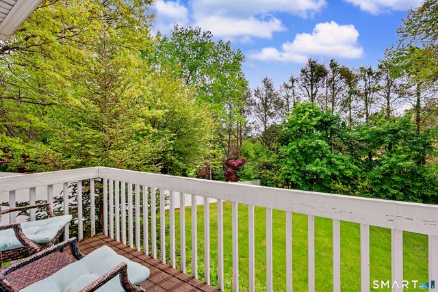 16 Ridgeland Circle, Wallingford, CT 06492