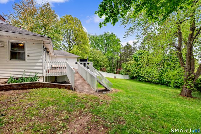 16 Ridgeland Circle, Wallingford, CT 06492