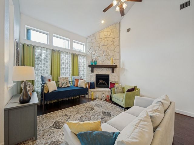 415 Dry Canyon Drive, Frisco, TX 75036