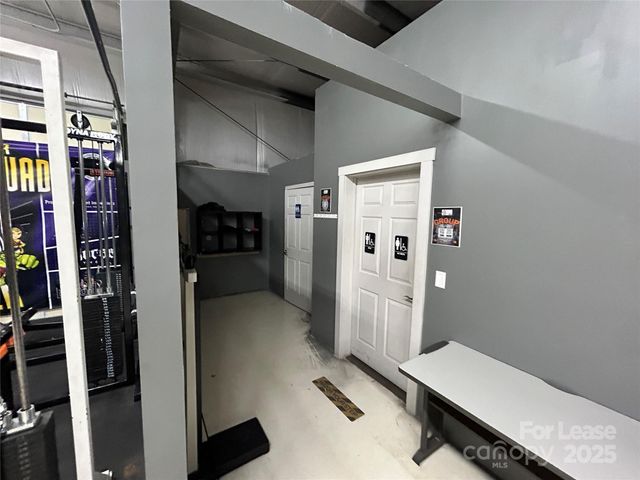 713 Ray Avenue, Hendersonville, NC 28792