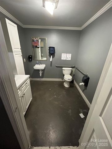 713 Ray Avenue, Hendersonville, NC 28792