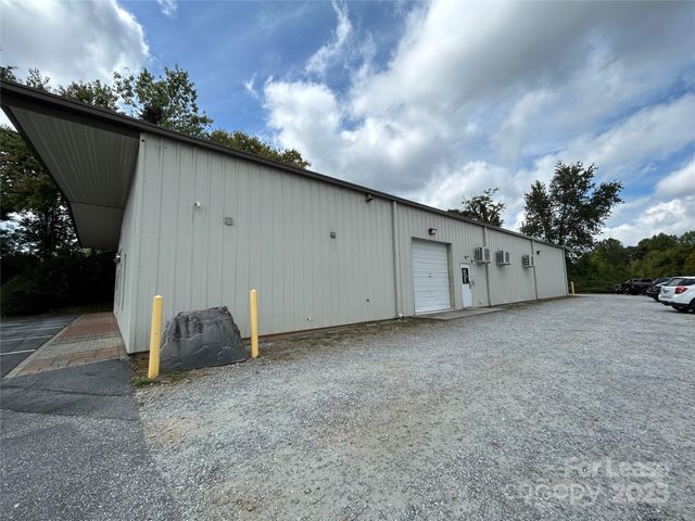 713 Ray Avenue, Hendersonville, NC 28792