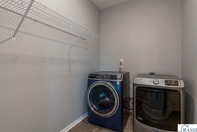 3129 & 3131 Noble Drive, Mankato, MN 56003