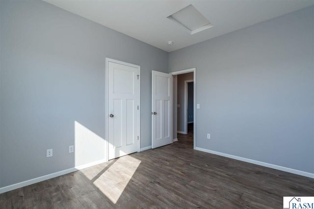 3129 & 3131 Noble Drive, Mankato, MN 56003