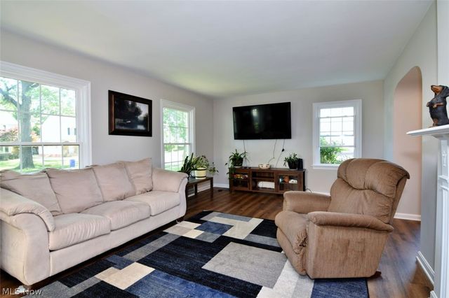 4030 Silsby Road, University Heights, OH 44118