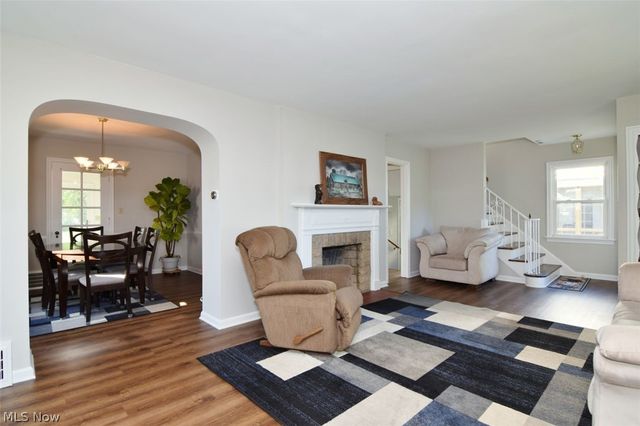 4030 Silsby Road, University Heights, OH 44118