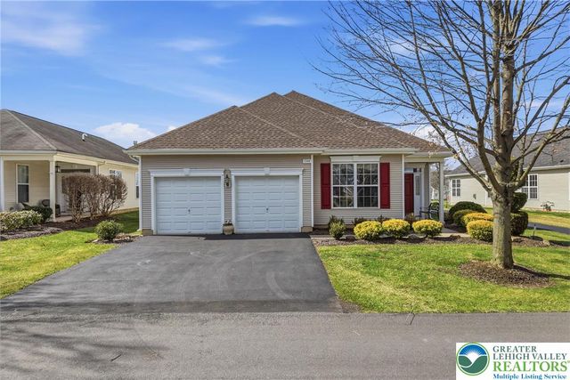 1944 Kingsview Road, Lower Macungie Twp, PA 18062