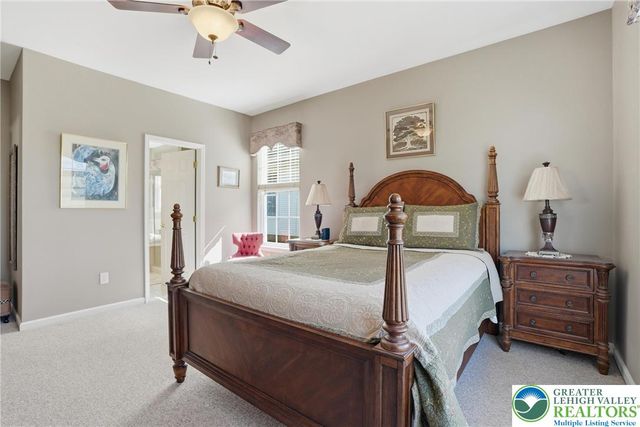 1944 Kingsview Road, Lower Macungie Twp, PA 18062