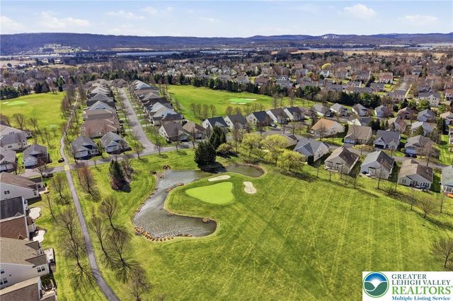 1944 Kingsview Road, Lower Macungie Twp, PA 18062