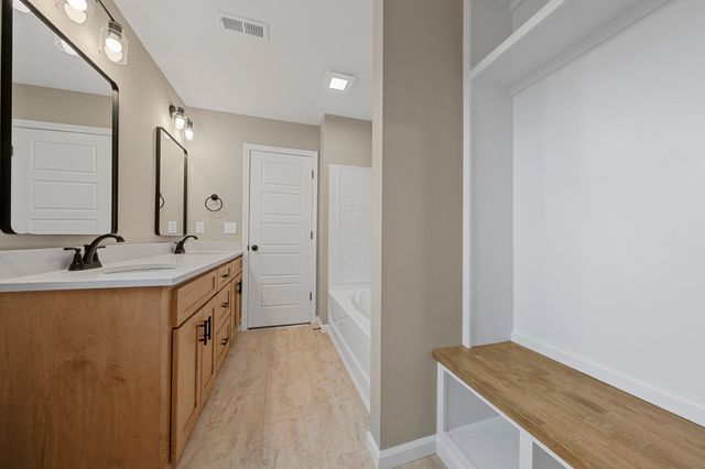 1105 Brook Court, Franklin, KY 42134