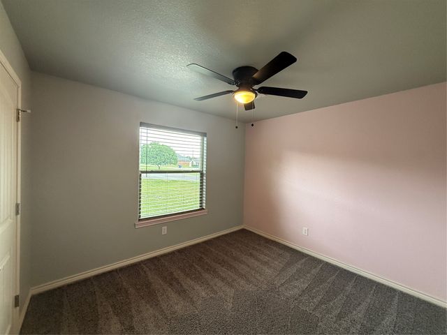 3810 Pine Circle, Granbury, TX 76048