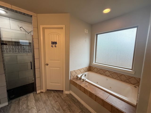 3810 Pine Circle, Granbury, TX 76048
