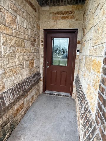 3810 Pine Circle, Granbury, TX 76048