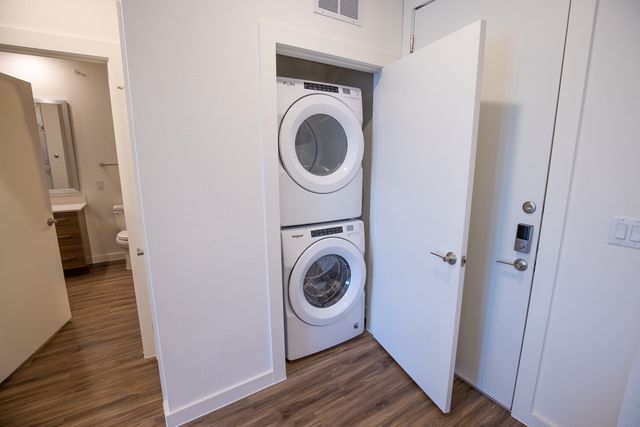 120 N Madison Avenue 1216, Dallas, TX 75208