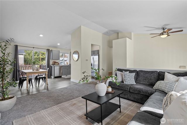 8719 204th Street Ct E, Spanaway, WA 98387