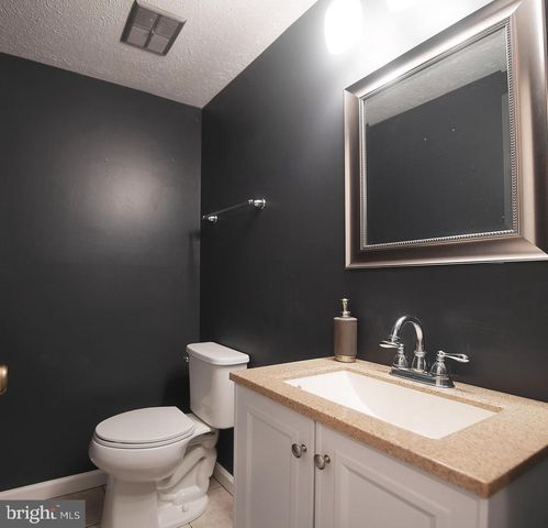 22 PIKE HALL PL, Baltimore, MD 21236