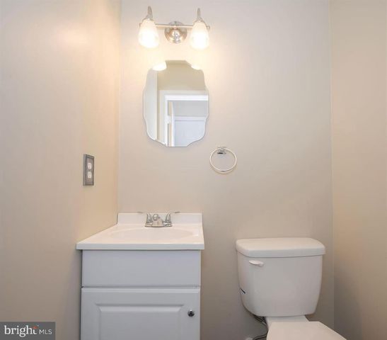 22 PIKE HALL PL, Baltimore, MD 21236