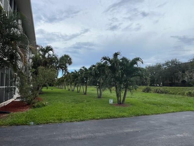2856 S Garden Dr S S 112, Lake Worth, FL 33461