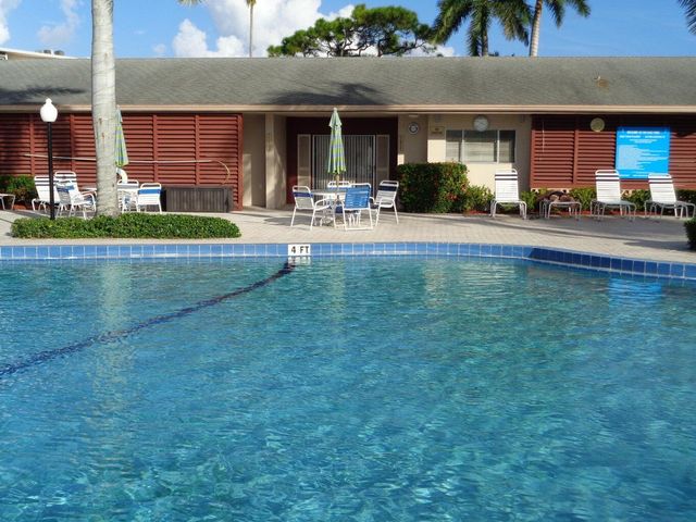 2856 S Garden Dr S S 112, Lake Worth, FL 33461