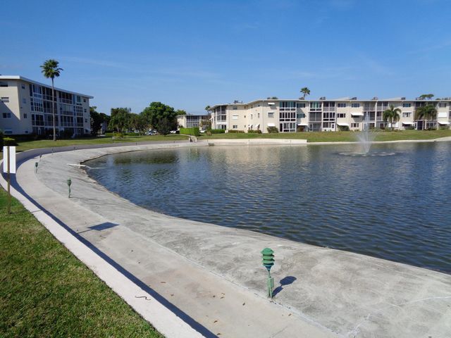 2856 S Garden Dr S S 112, Lake Worth, FL 33461
