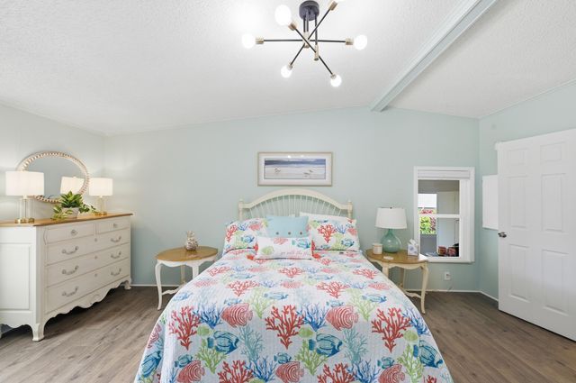 4069 Mission Bell Drive, Boynton Beach, FL 33436