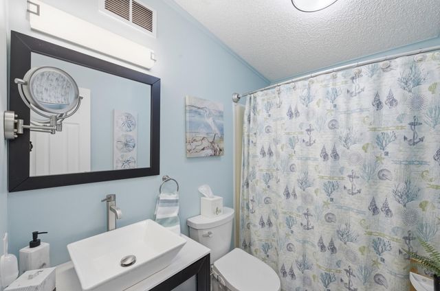 4069 Mission Bell Drive, Boynton Beach, FL 33436