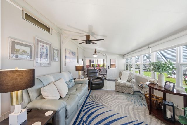 4069 Mission Bell Drive, Boynton Beach, FL 33436